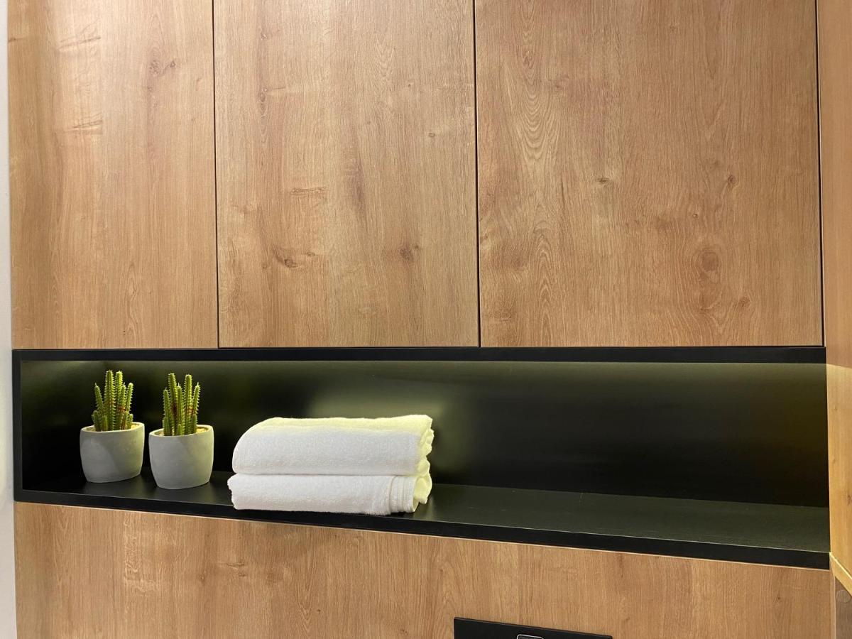 Family & Business Elegant Apartments Kadzielnia, Ul Zgody, Stadion Korona, Wdk -1 Bedroom, Terrace, Garage - New! Келце Екстериор снимка